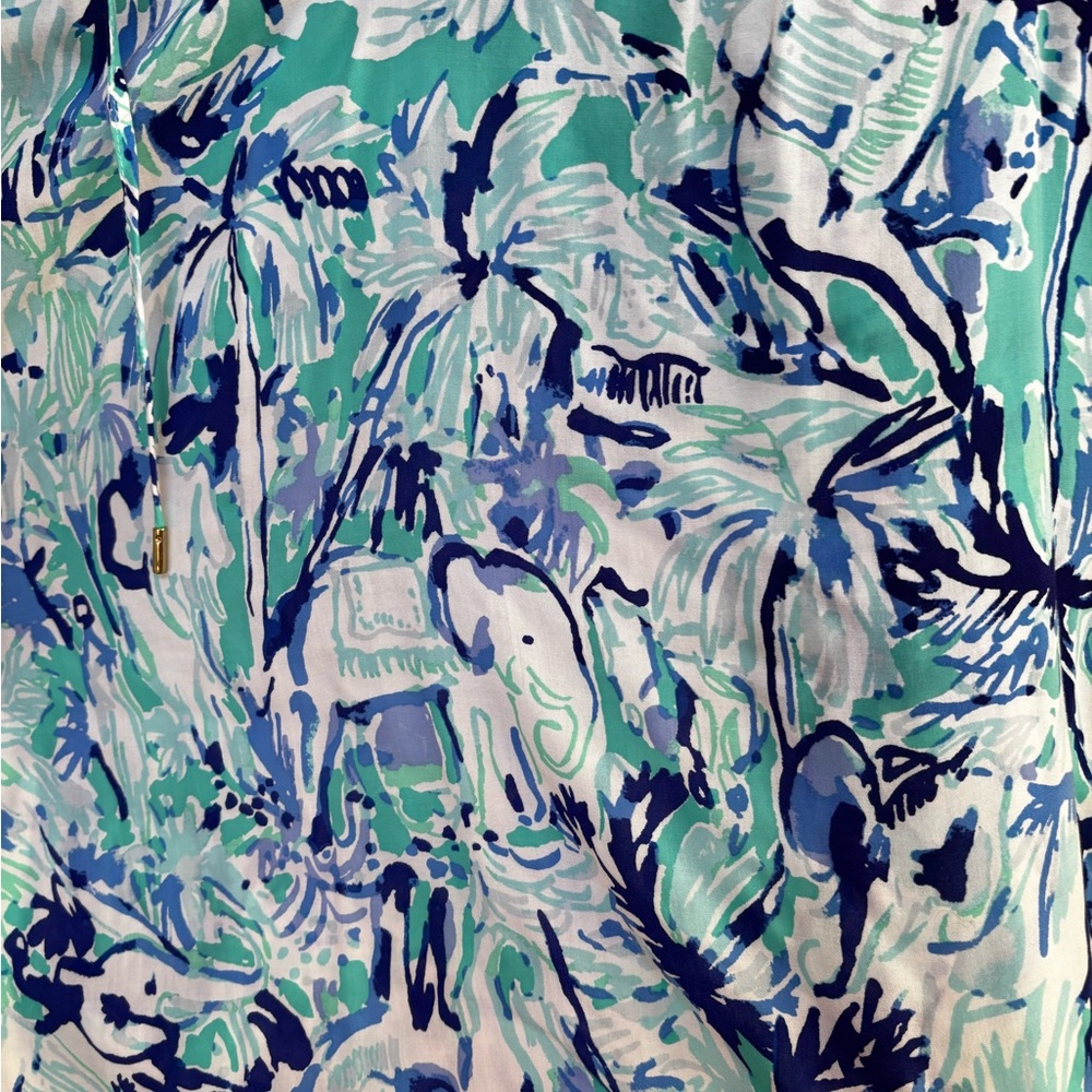 Like New Lilly Pulitzer Willa Front Tie blouse size large - Picture 2 of 3